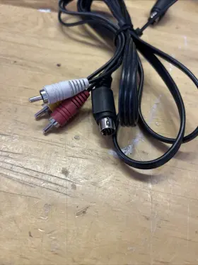 002300320 1.5M Rca Male Pin Video Adapter Cable Cord