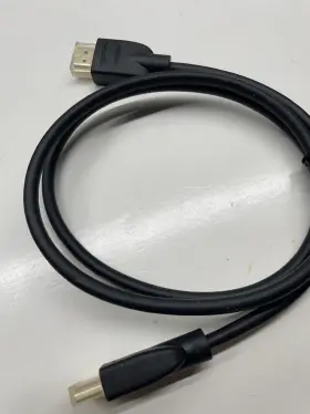 HL007305 AMAZONBASICS Basics High Hdmi Cable Pack Box #2