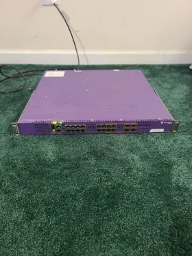 17402 EXTREME NETWORKS Switch Dual Ac