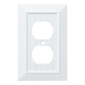 W35266-PW-C FRANKLIN BRASS Classic Beadboard Outlet Covers