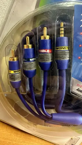 050644281273 MONSTER Cable Camcorder Tv Vcr Audio Video Mini #3