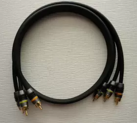 127200-00 MONSTER Cable Video Feet #2