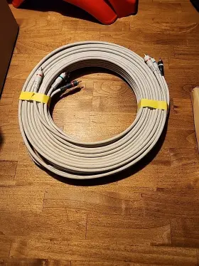 Python 254-625iv 25ft. High Quality Component Audio/video 5-rca Rgb/rw Cable Av-725p Python 254-625iv 25ft. High Quality Component Audio/video 5-rca Rgb/rw Cable Av-725p
