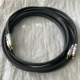040293641214 RADIOSHACK Radio Advanced Performance Audio Feet