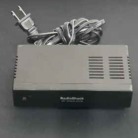 09A01 RADIOSHACK Rf Modulator Video Game Adapter