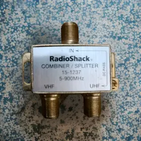15-1237 RADIOSHACK Combiner Splitter #2