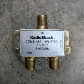 15-1237 RADIOSHACK Combiner Splitter