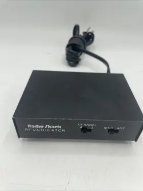 15-1238A RADIOSHACK Radio Rf Modulator Converts Audio Video