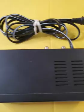 15-1244 RADIOSHACK Radio Rf Modulator Channel Switchable #2