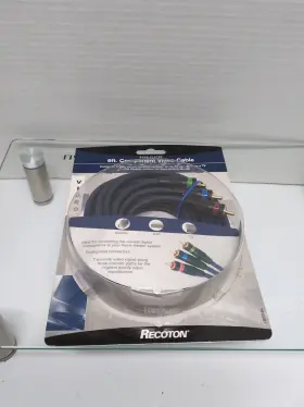 044102813618 RECOTON Video Cable