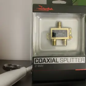 RF-G1307 ROCKETFISH Coaxial Splitter