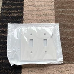 Leviton White Plastic 2-gang Toggle Switch Wall Plate 001-88009 Made In Usa. Fixed Price $15.00.