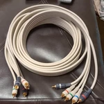 Python Digital Video Link Hdtv Highres Ultra Shield Cable Steren 12' Gold Used. Fixed Price $12.00.