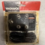 Magnavox M61116 Distribution Amplifier 4 Output Vhf/fm 10db 75 Ohm Cable/antenna. Fixed Price $18.00.